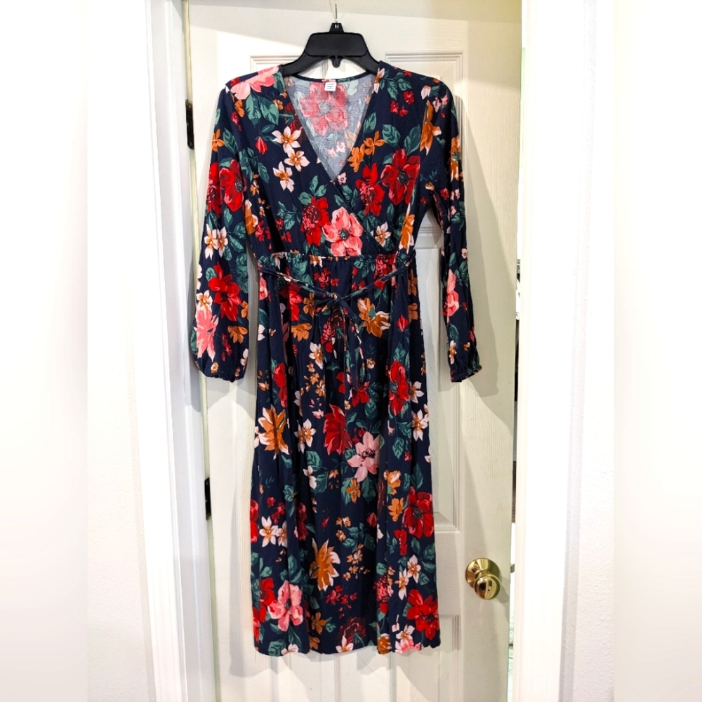 Old Navy Maternity Dress